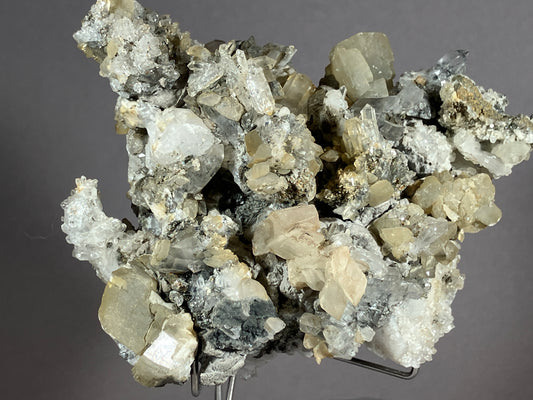 Bergkristall/Calcit - Pfunds/Tirol ca. 10x8cm