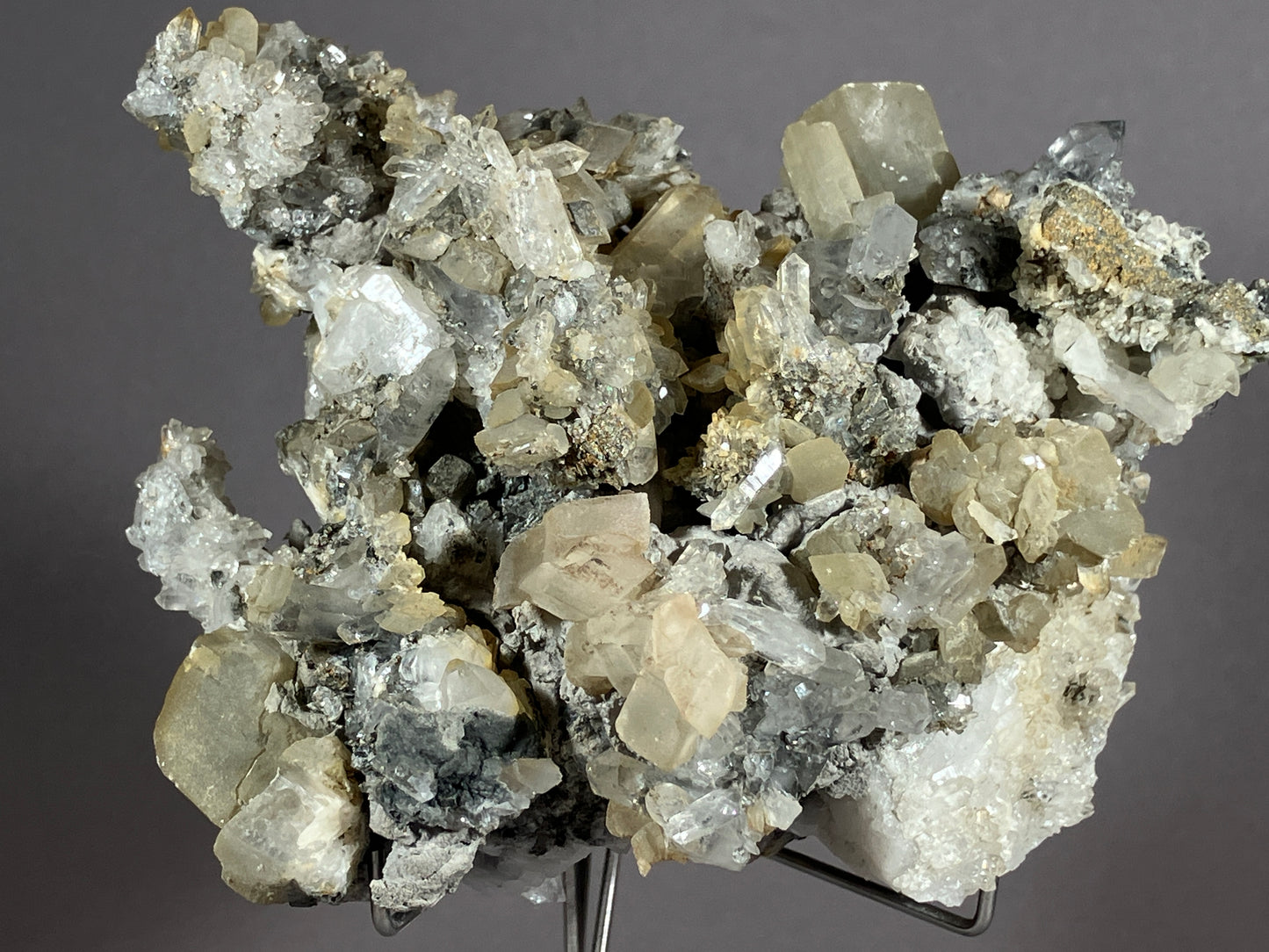 Bergkristall/Calcit - Pfunds/Tirol ca. 10x8cm