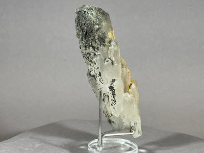 Realgar/Bergkristall - Baja Sprie/Rumänien ca. 9x3cm