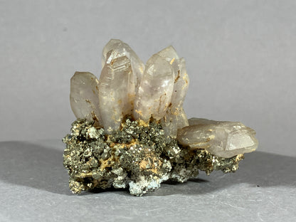 Amethyst/Pyrit - Siebenbürgen/Rumänien ca. 5,5x5,5cm