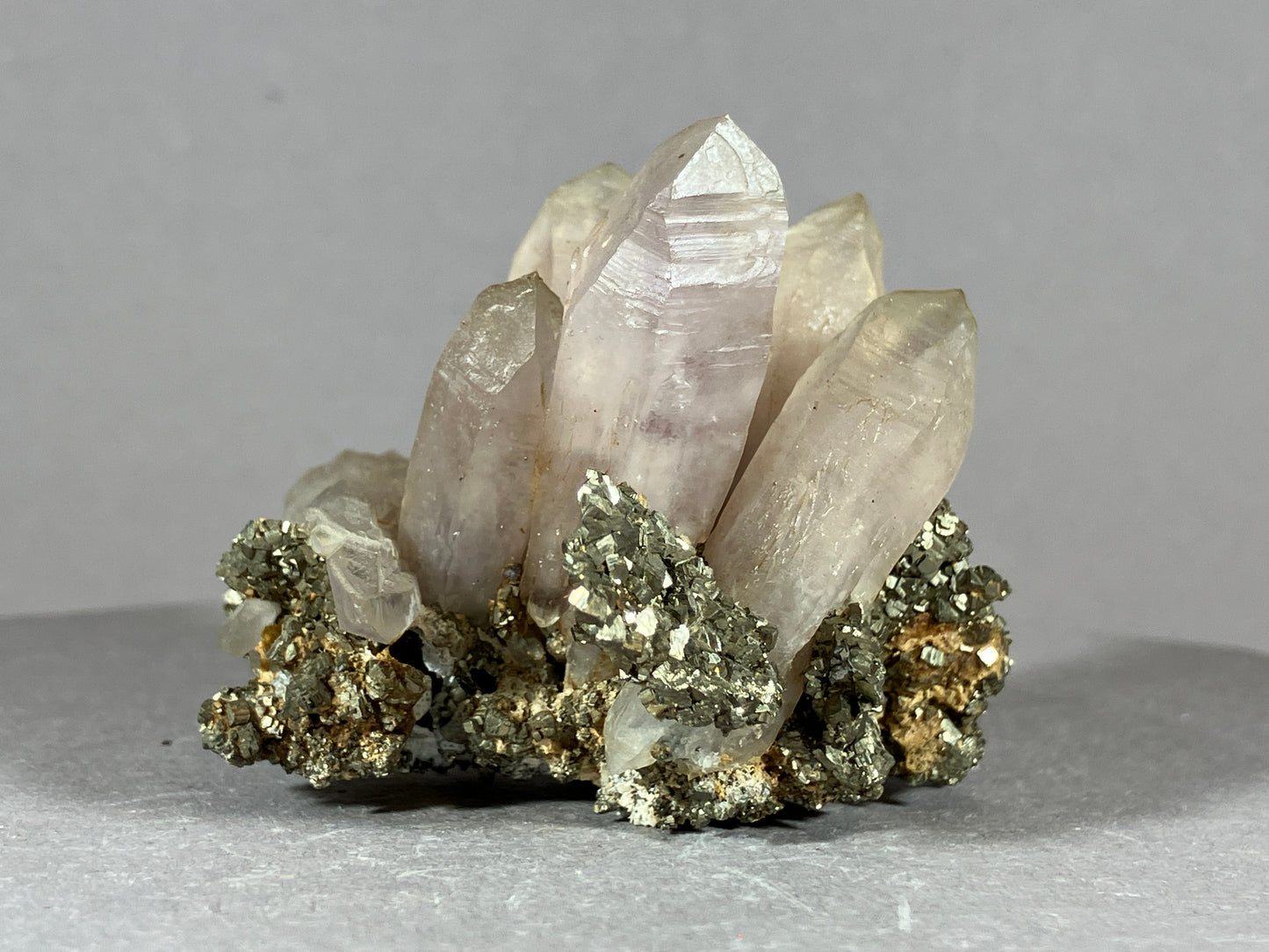 Amethyst/Pyrit - Siebenbürgen/Rumänien ca. 5,5x5,5cm