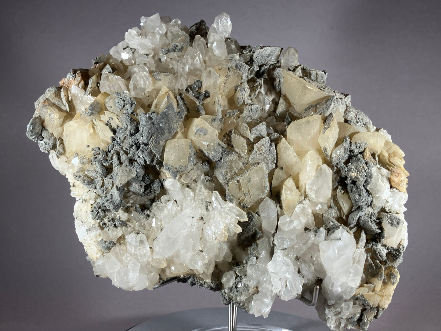 Bergkristall/Calcit - Pfunds/Tirol ca. 18x14cm