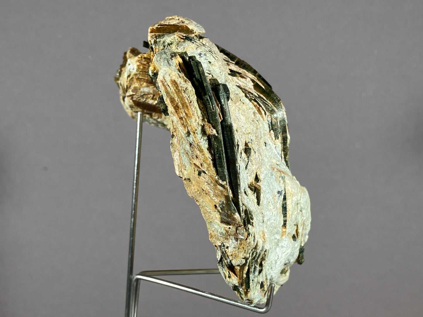 Aktinolith - Schlegeis/Zillertal ca. 10x8,5cm