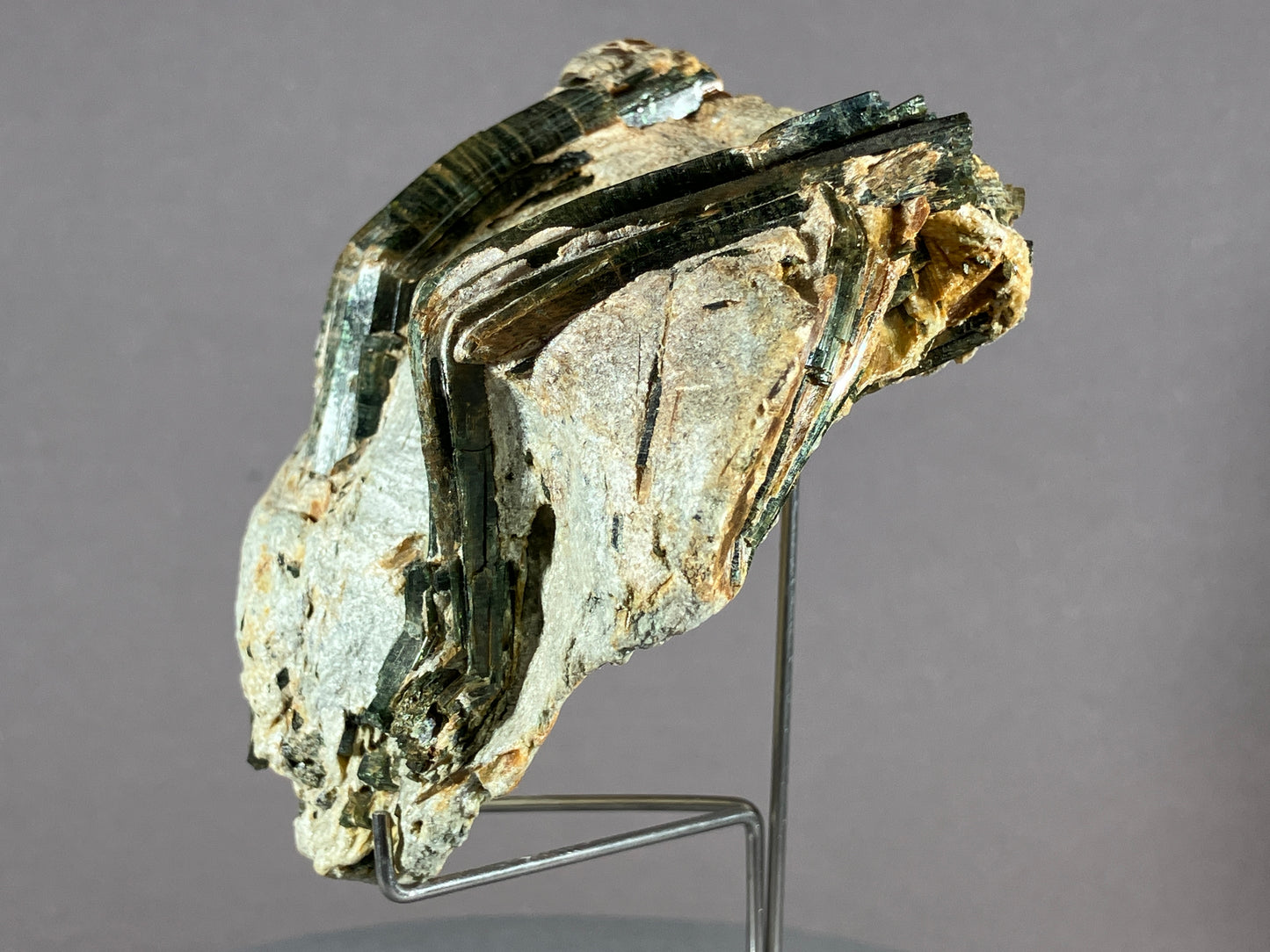 Aktinolith - Schlegeis/Zillertal ca. 10x8,5cm