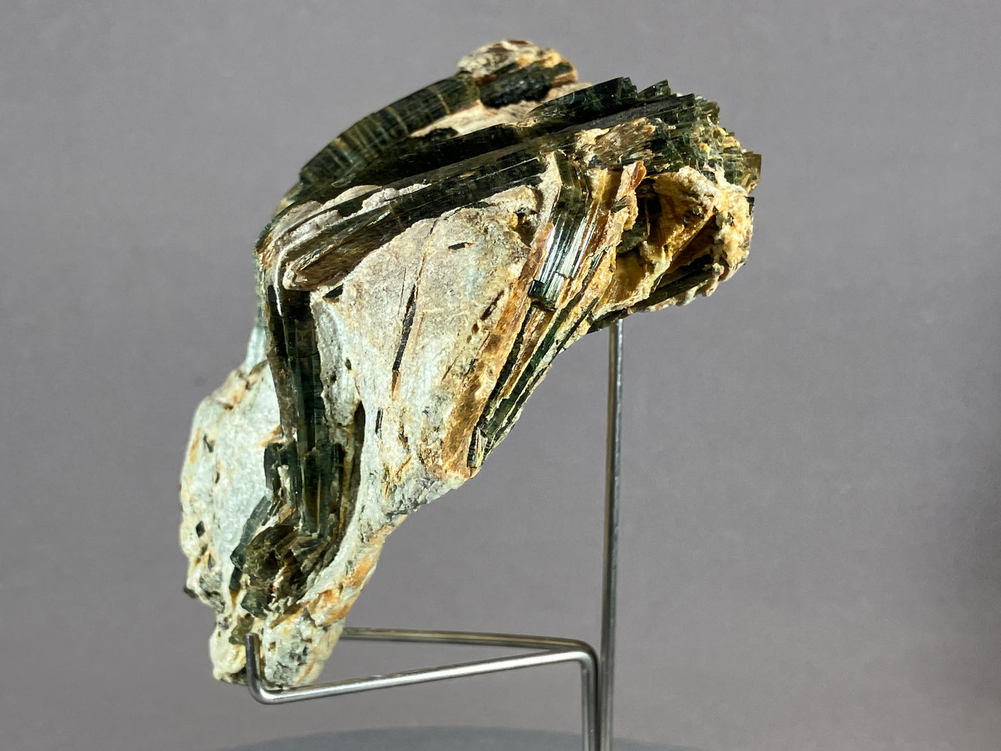 Aktinolith - Schlegeis/Zillertal ca. 10x8,5cm