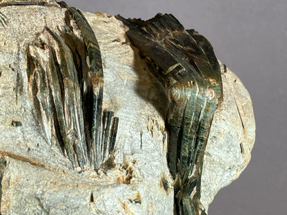 Aktinolith - Schlegeis/Zillertal ca. 10x8,5cm