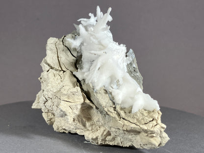 Aragonit/Eisenblüte - Pfunds/Tirol ca. 7x5cm