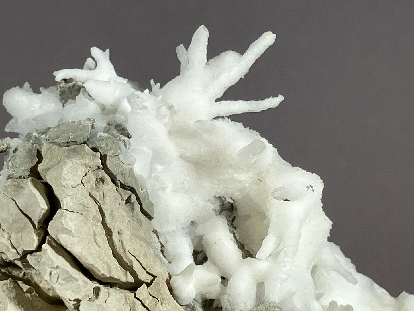 Aragonit/Eisenblüte - Pfunds/Tirol ca. 7x5cm