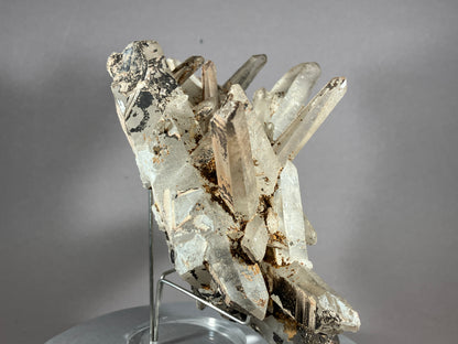 Bergkristall/Hämatit - Jinlong/China ca. 14x14cm