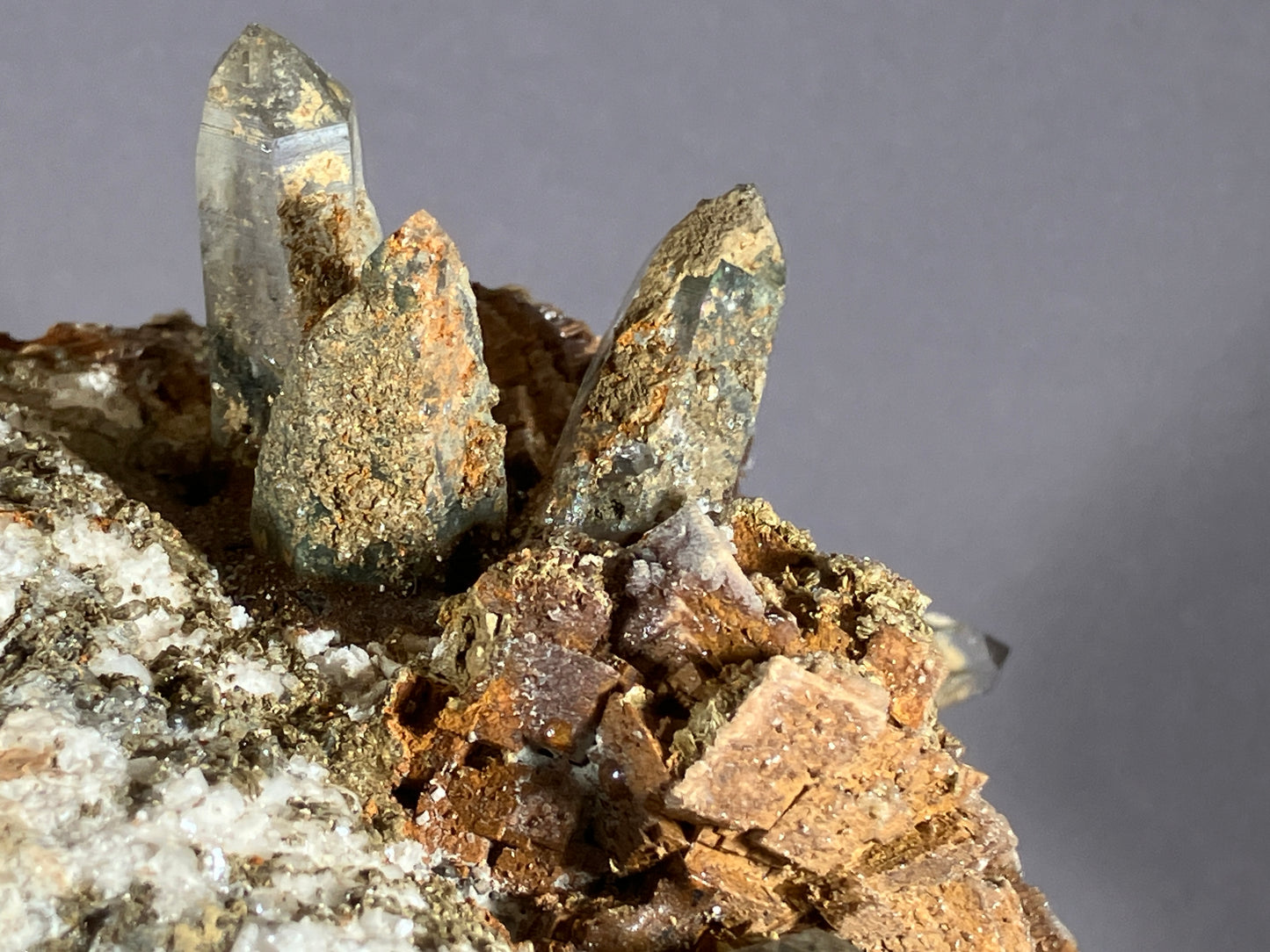 Bergkristall/Siderit- Zemmgrund/Zillertal ca. 14,5x10cm