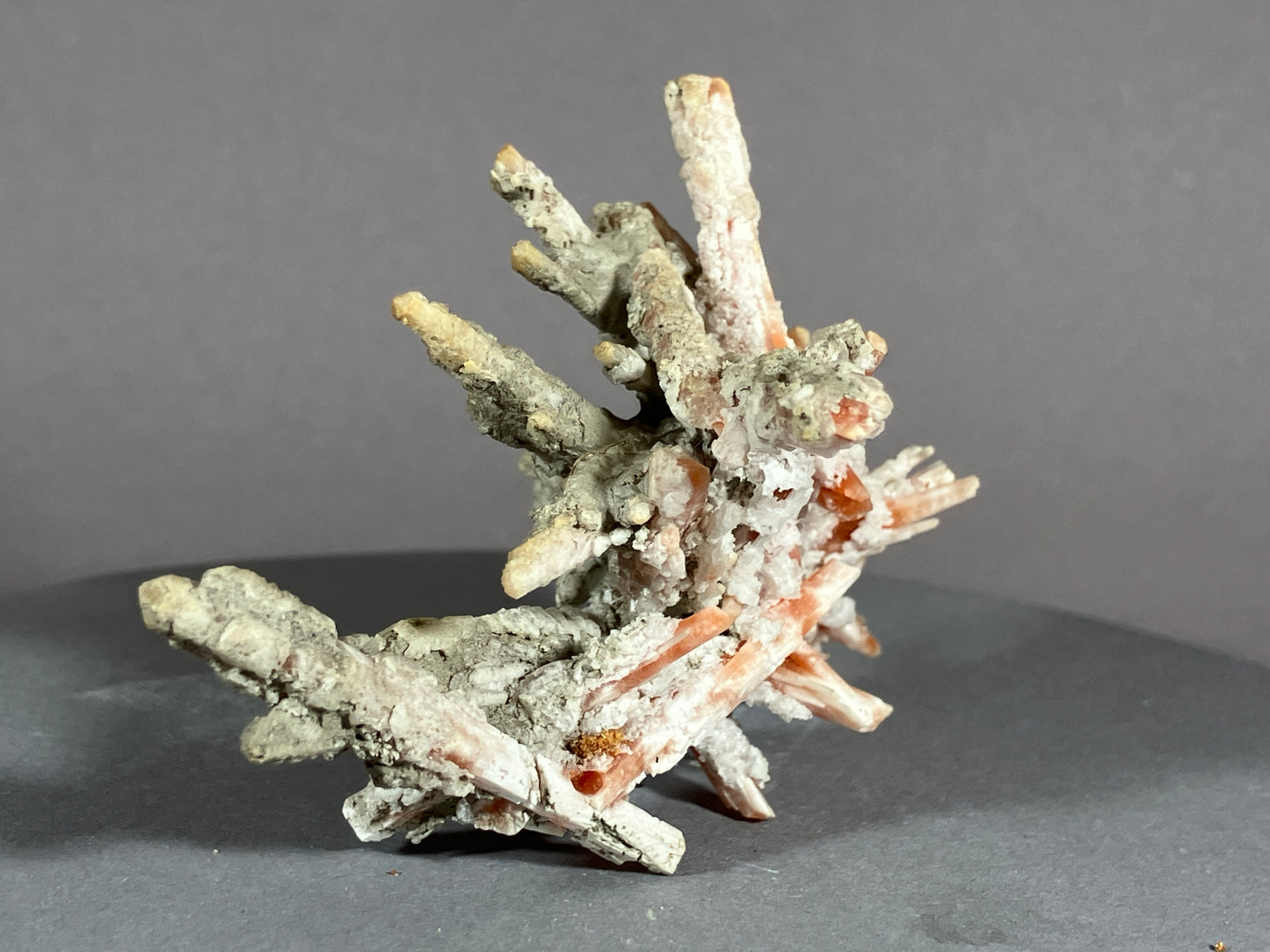 Bergkristall/Redquartz - Dálnegorsk/Russland ca. 9x5cm