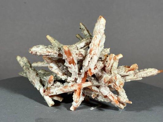Bergkristall/Redquartz - Dálnegorsk/Russland ca. 9x5cm
