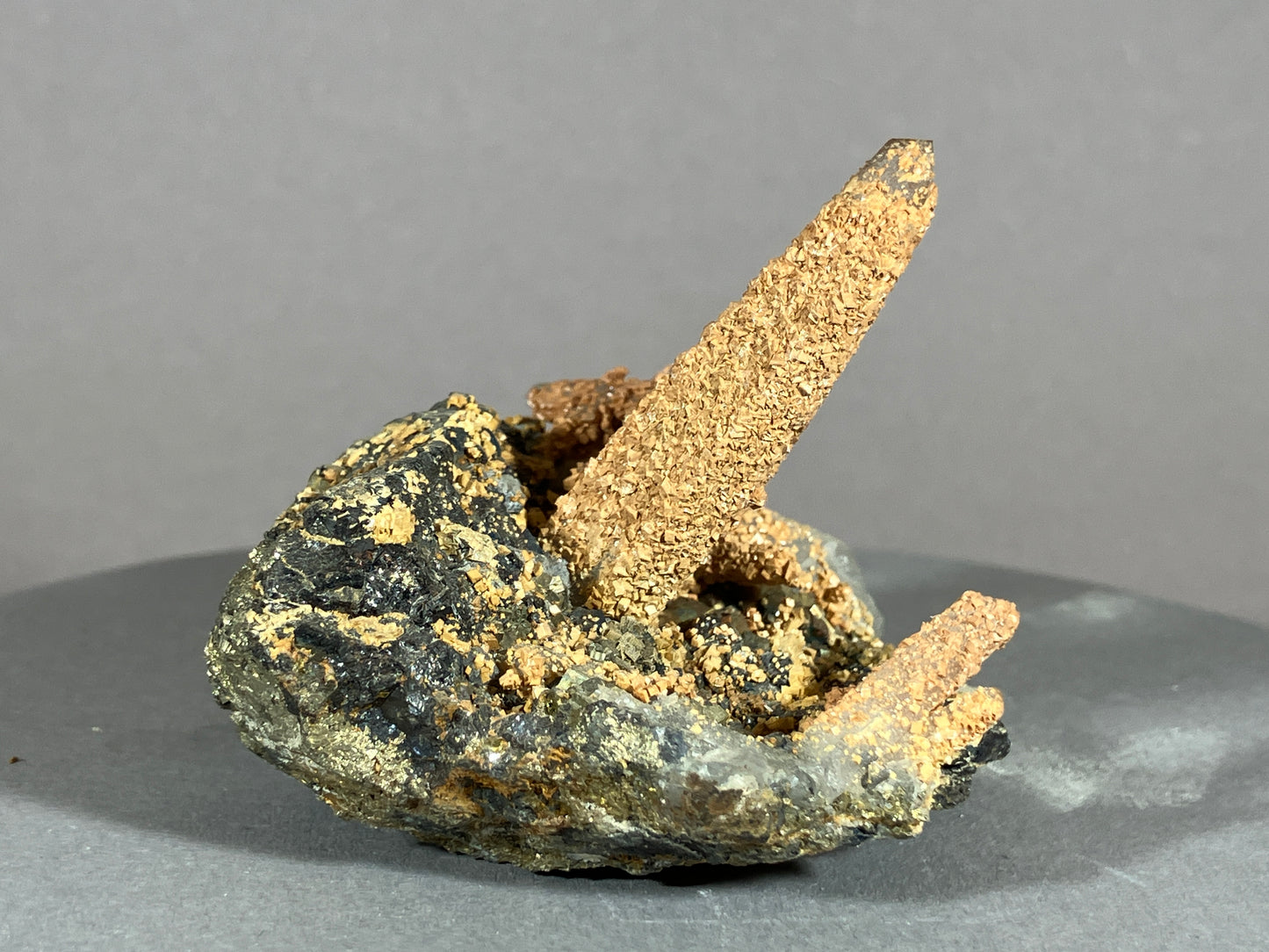 Bergkristall/Siderit - Cavnic/Rumänien ca. 5,5x6cm