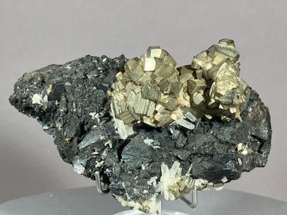 Pyrit/Zinkblende - St.Christobal/Peru ca. 9x5,5cm