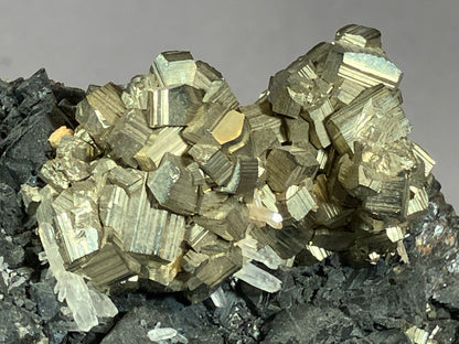 Pyrit/Zinkblende - St.Christobal/Peru ca. 9x5,5cm