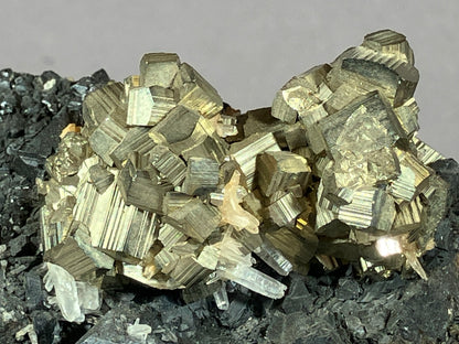 Pyrit/Zinkblende - St.Christobal/Peru ca. 9x5,5cm
