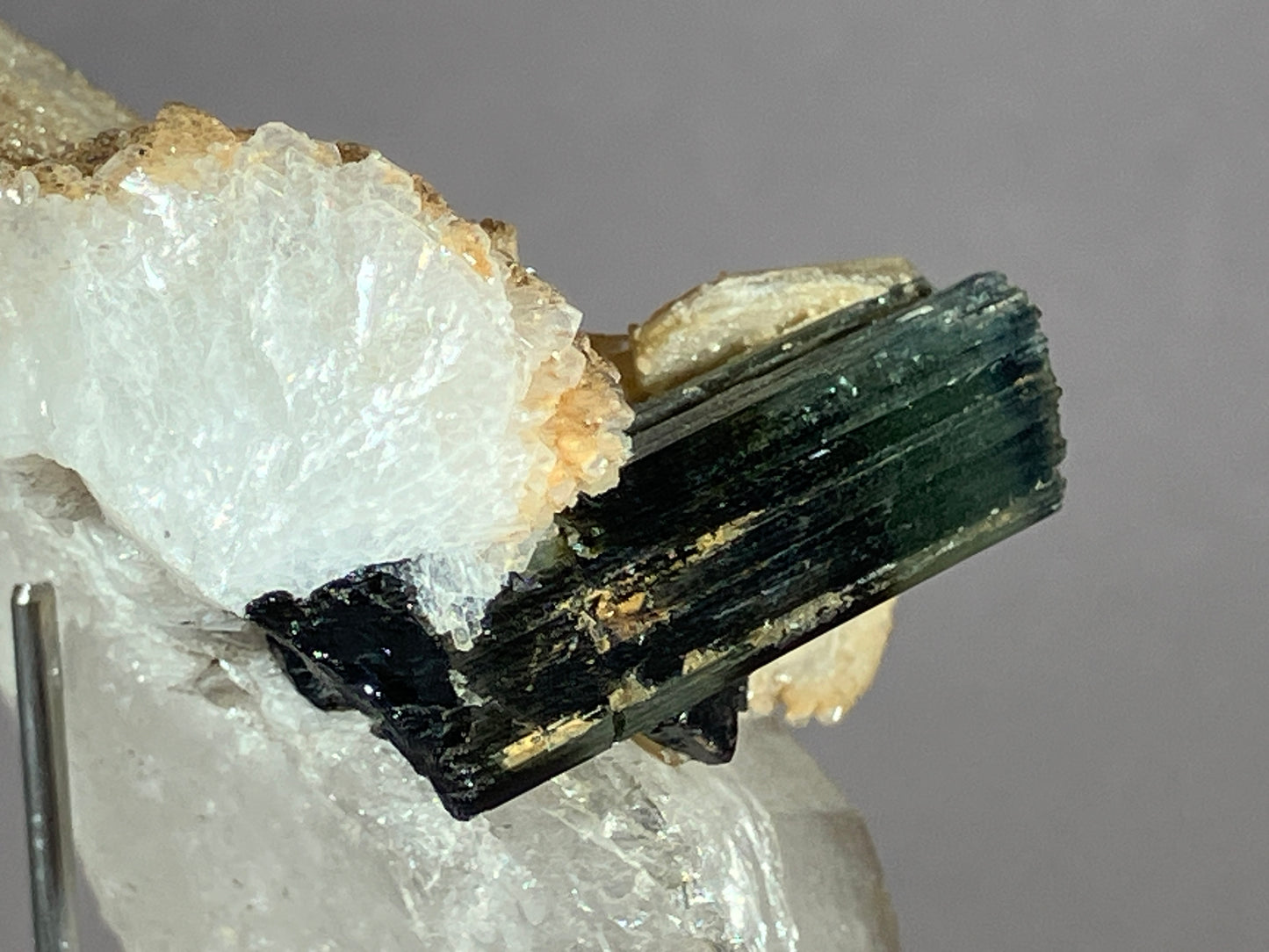 Turmalin/Quarz - Brasilien ca. 7x5cm