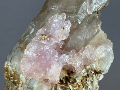 Rosenquarz - Aracuai/Brasilien ca. 13,5x9,5cm