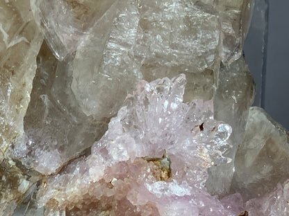 Rosenquarz - Aracuai/Brasilien ca. 13,5x9,5cm