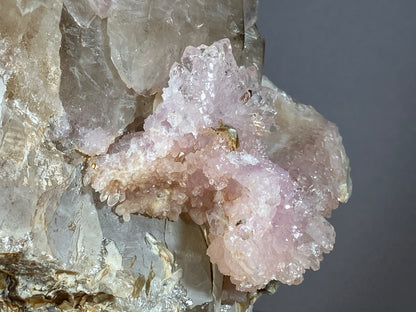 Rosenquarz - Aracuai/Brasilien ca. 13,5x9,5cm
