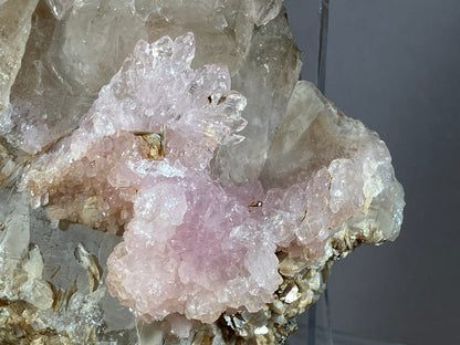 Rosenquarz - Aracuai/Brasilien ca. 13,5x9,5cm