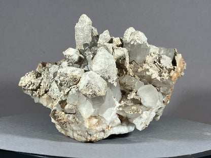 Bergkristall/Sinter/Calcit - Pfunds/Tirol ca. 11x8,5cm
