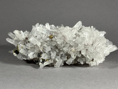 Bergkristall/Nadelquarz - Madan ca. 8,5x4cm