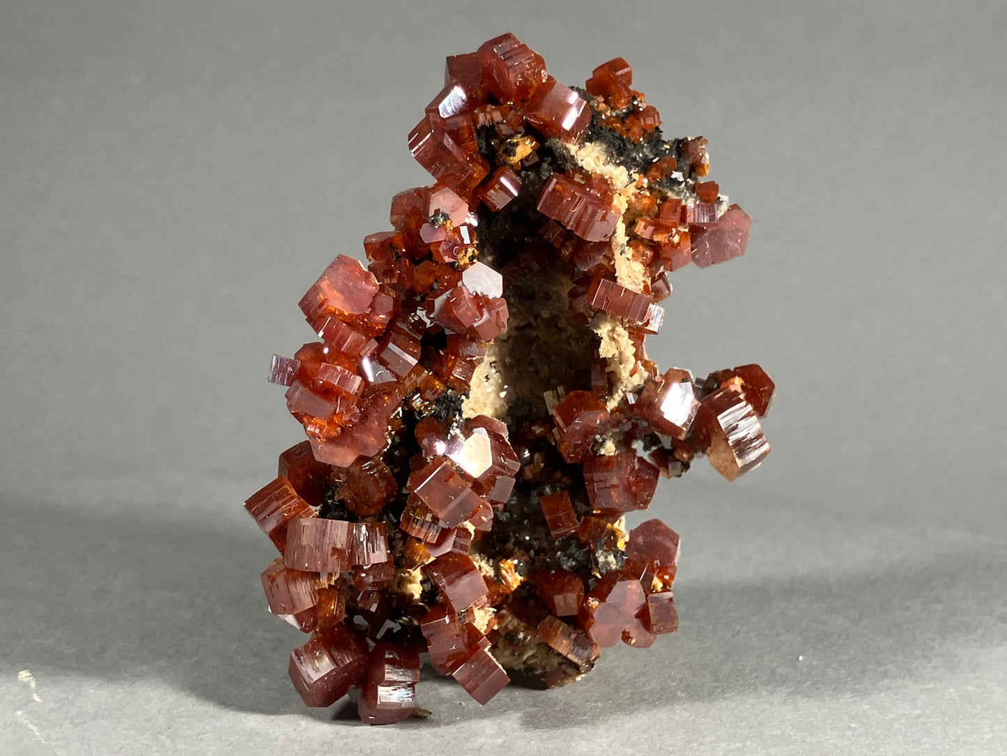 Vanadinit - Mibladen ca. 6x5,5cm