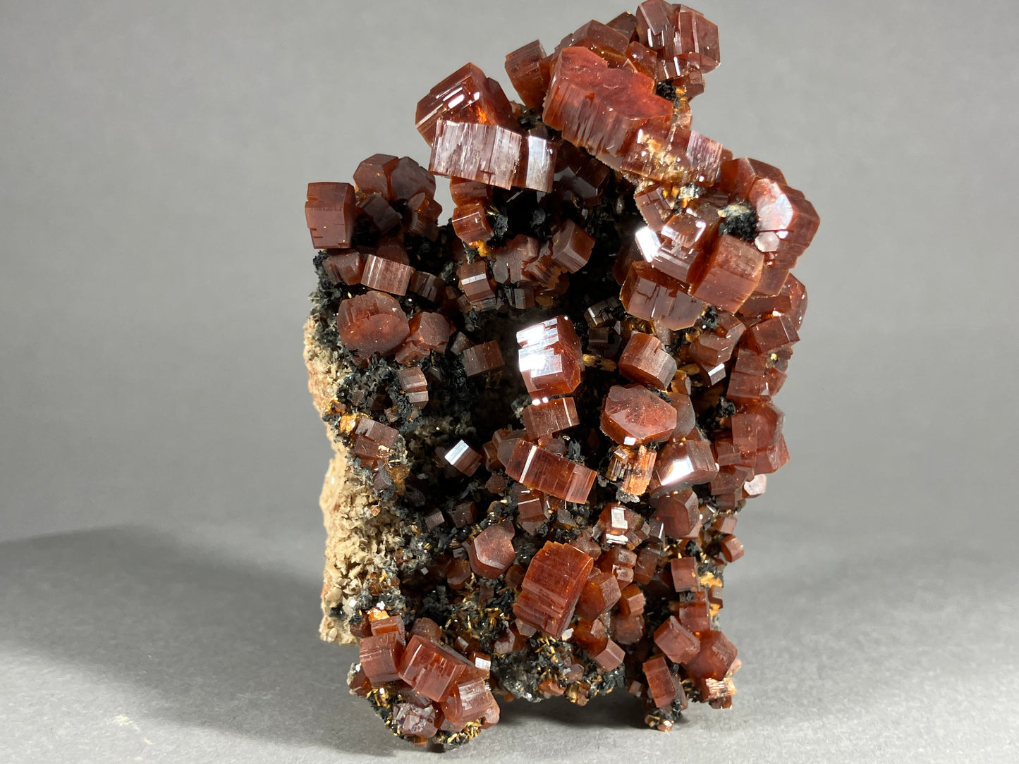 Vanadinit - Mibladen ca. 7x4,5cm