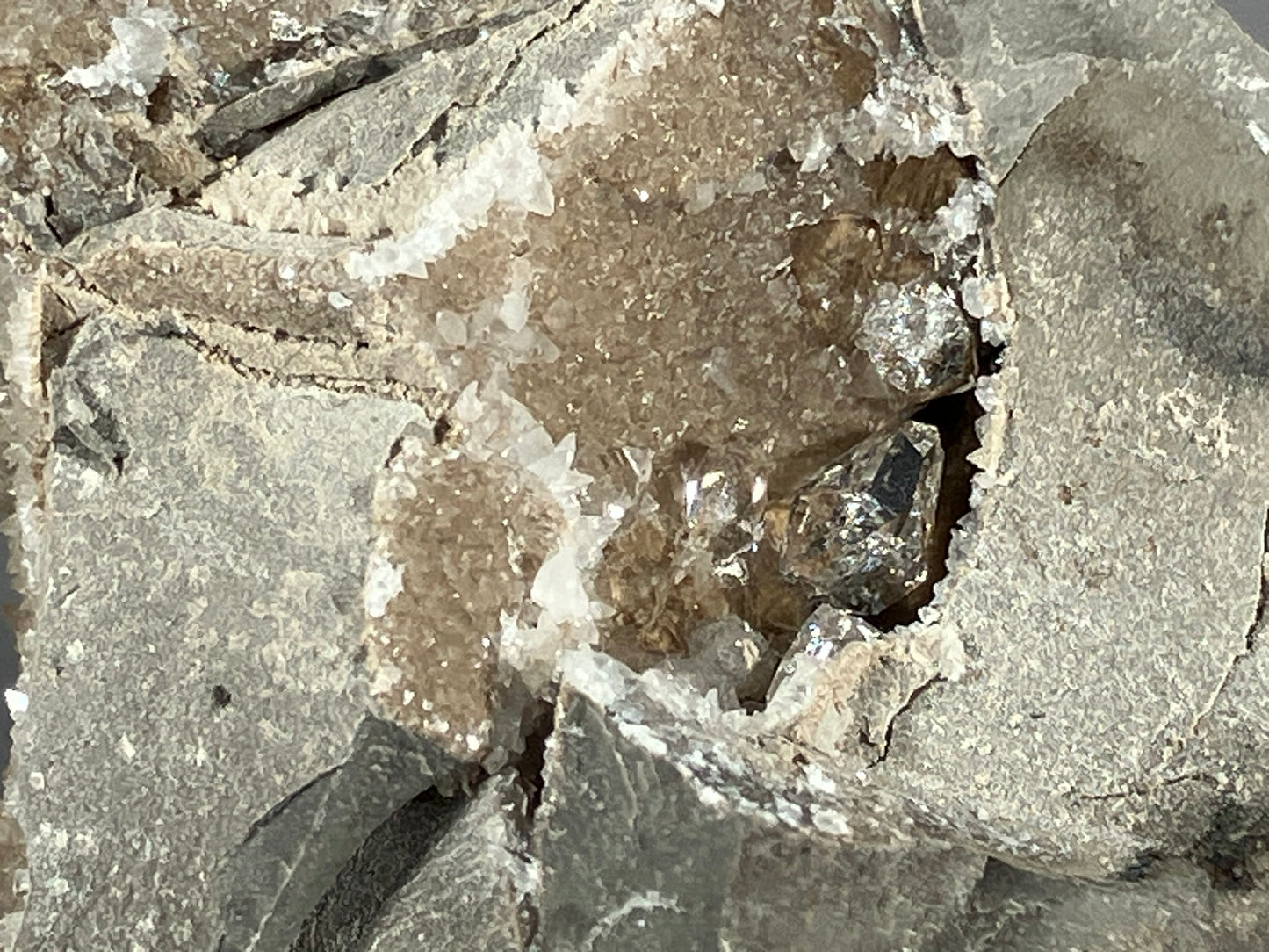 Mirabeau Diamant - Sisteron ca. 5,5x5,5cm