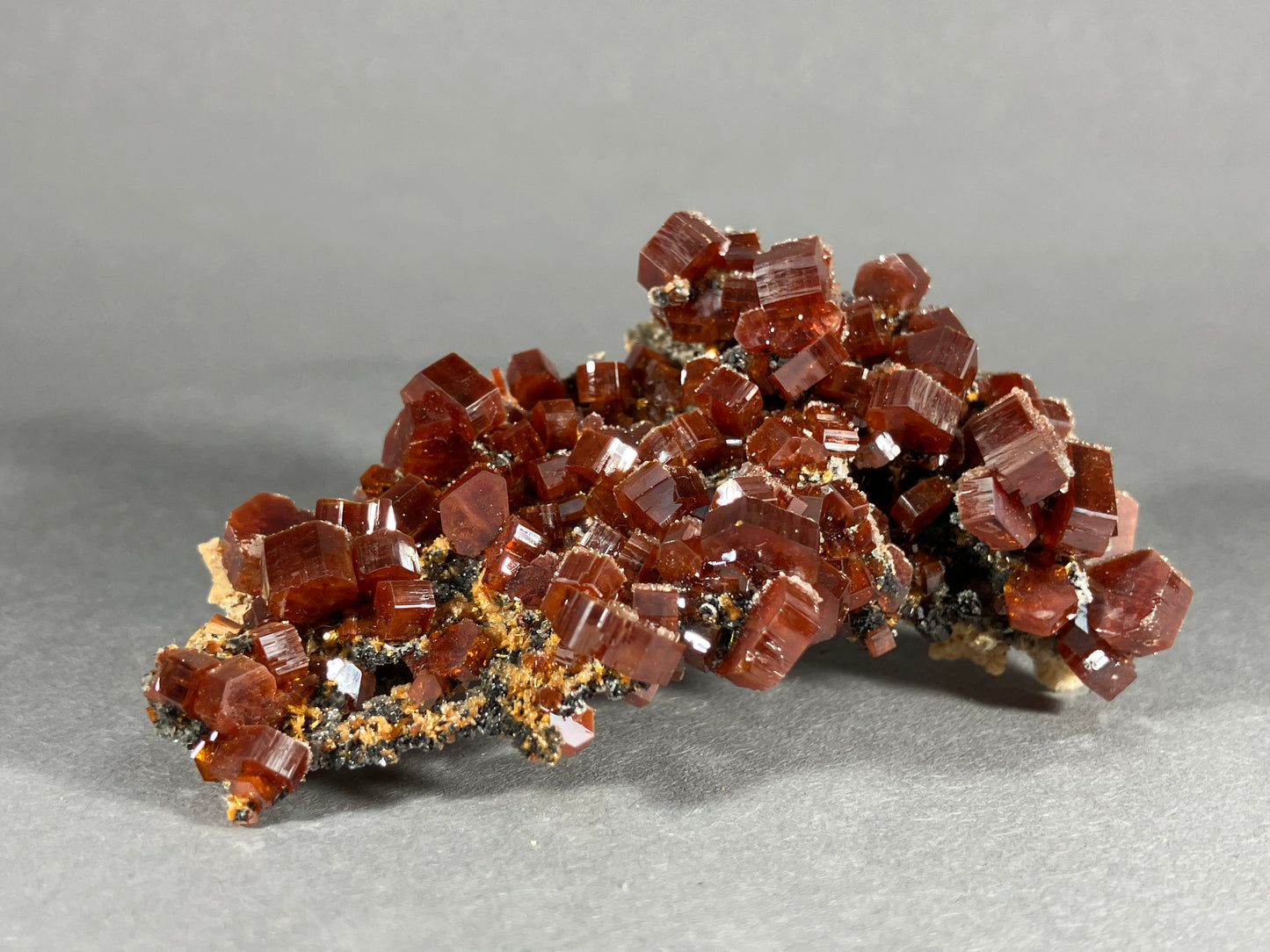 Vanadinit - Mibladen ca. 7x4cm