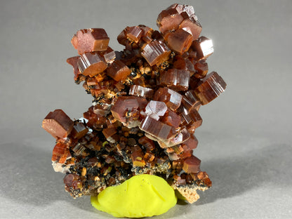 Vanadinit - Mibladen ca. 7x6cm