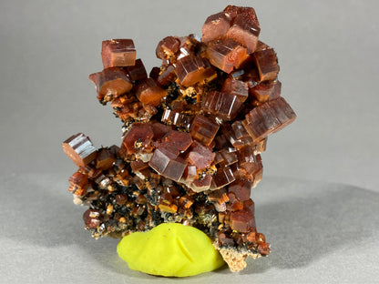 Vanadinit - Mibladen ca. 7x6cm