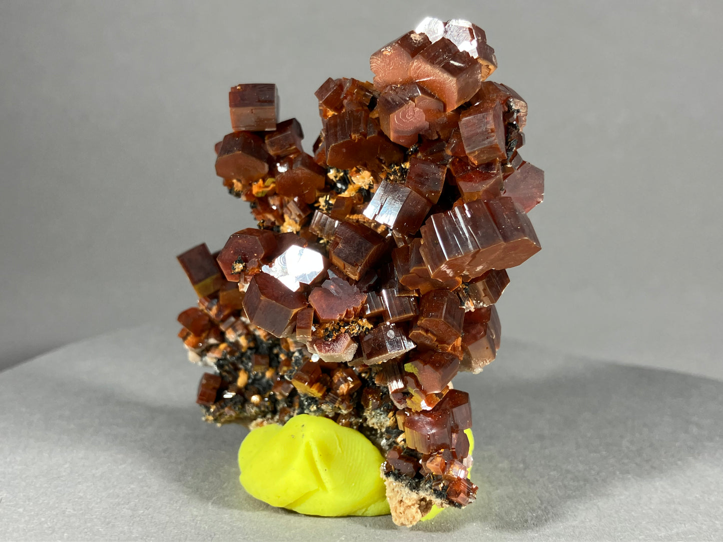 Vanadinit - Mibladen ca. 7x6cm