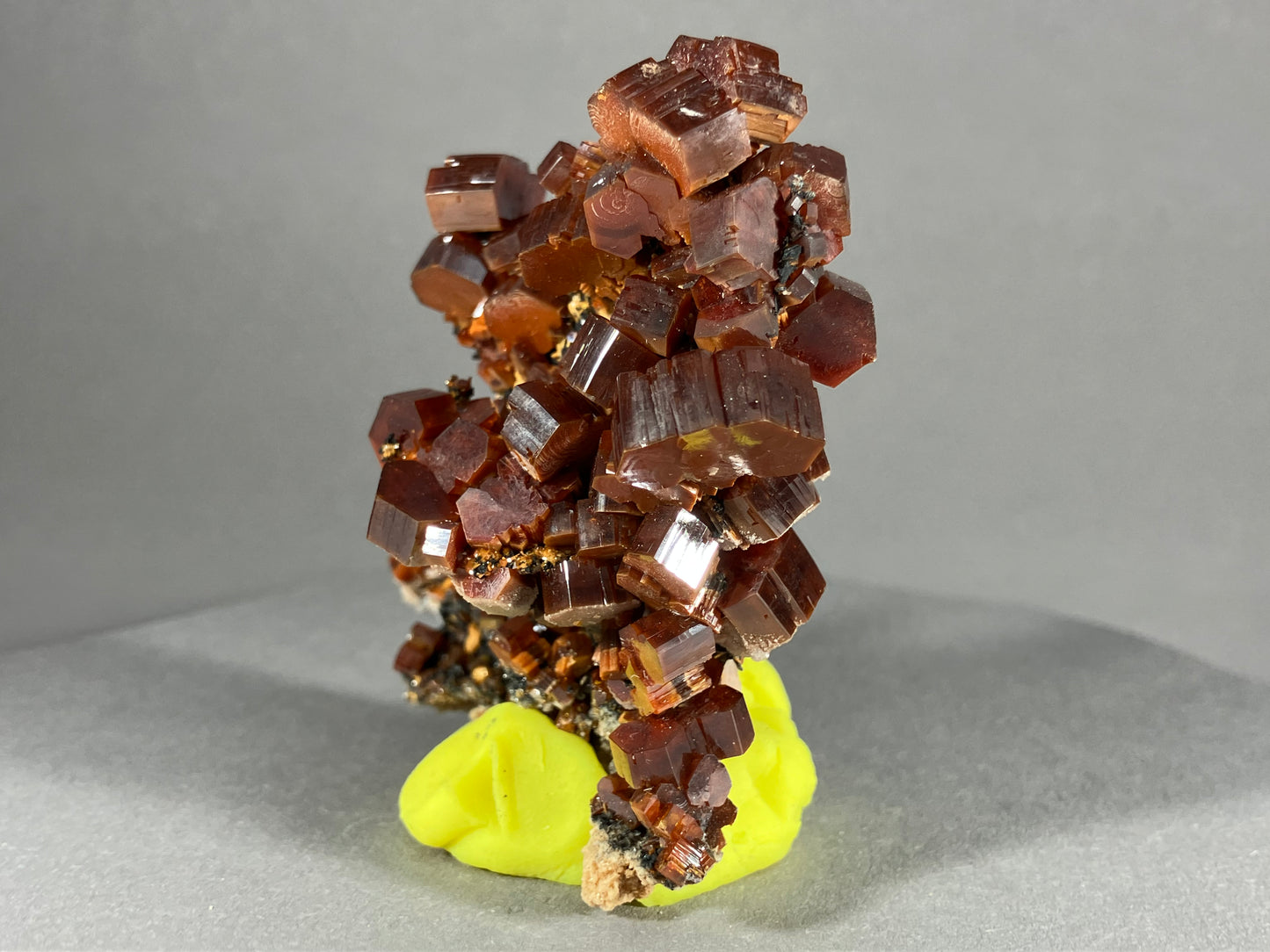 Vanadinit - Mibladen ca. 7x6cm