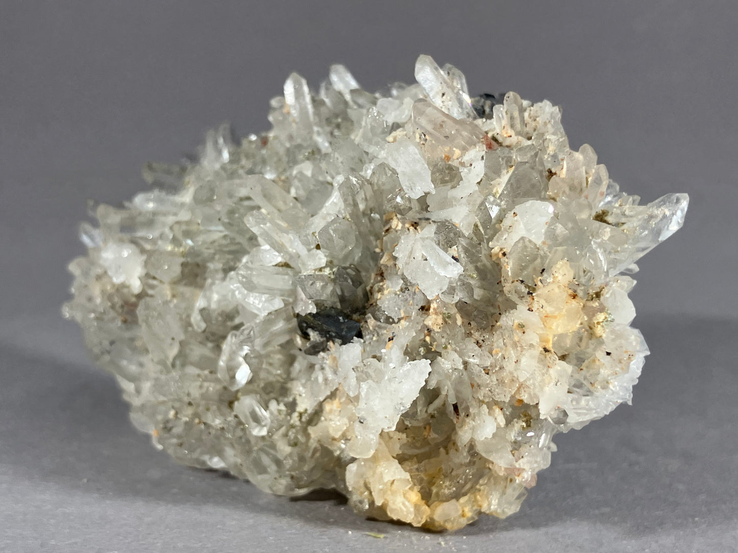 Bergkristall/Nadelquarz - Madan ca. 7x4,5cm