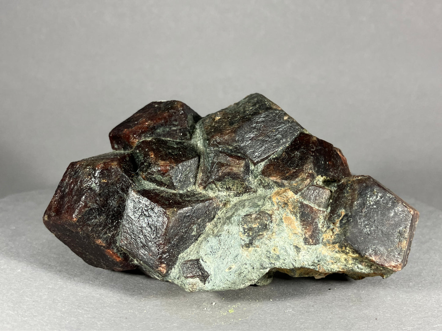 Granat - Ötztal ca. 9,5x6cm