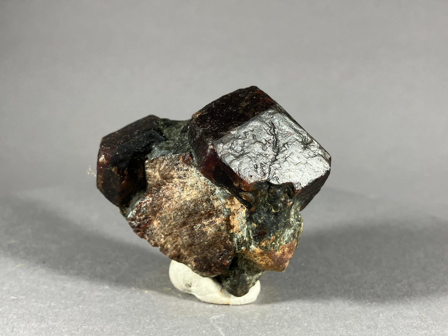 Granat - Ötztal ca. 4,5x4,5cm