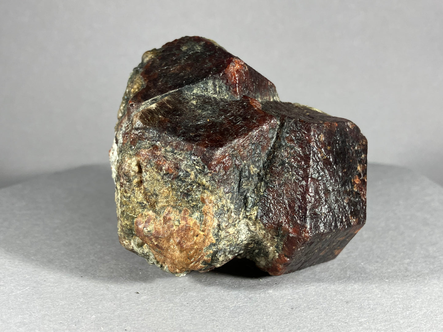 Granat - Ötztal ca. 7x6cm