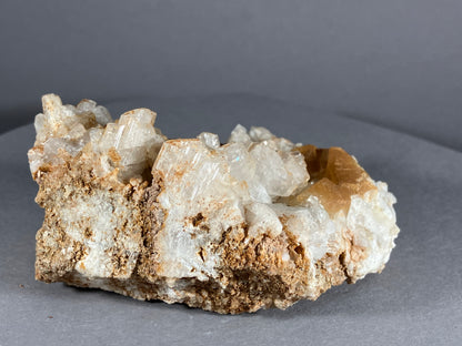 Albit/Calcit - Schmirn ca. 7,5x5,5cm