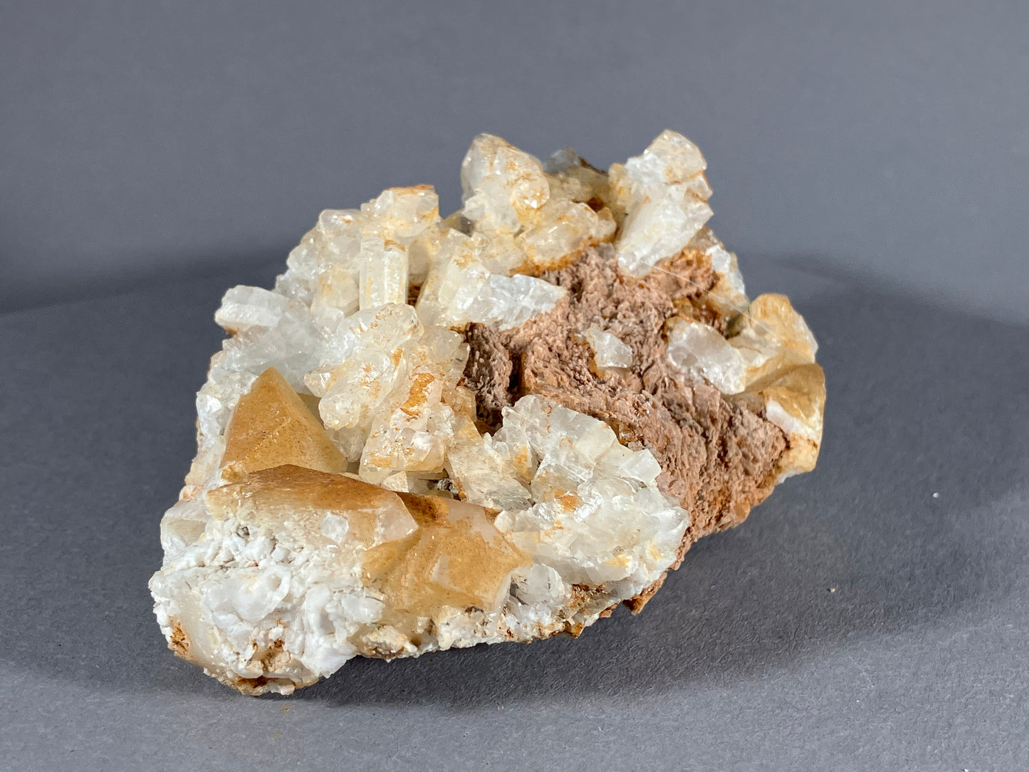 Albit/Calcit - Schmirn ca. 7,5x5,5cm