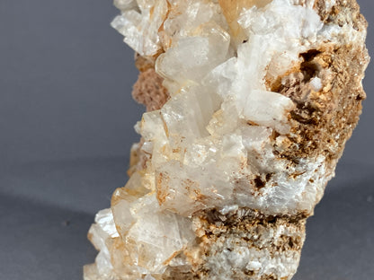 Albit/Calcit - Schmirn ca. 7,5x5,5cm