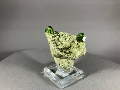 Granat (Demantoid) - Iran ca. 5,5x4cm