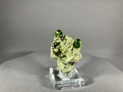 Granat (Demantoid) - Iran ca. 5,5x4cm