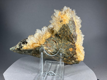 Bergkristall/Chalkopyrit - Cavnic ca. 15,5x14cm