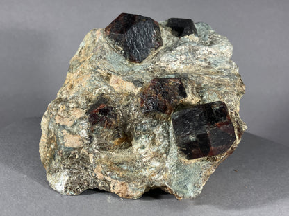 Granat - Ötztal ca. 10x9cm