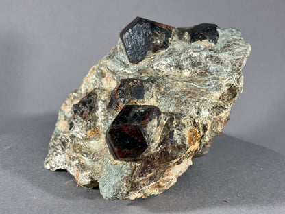 Granat - Ötztal ca. 10x9cm