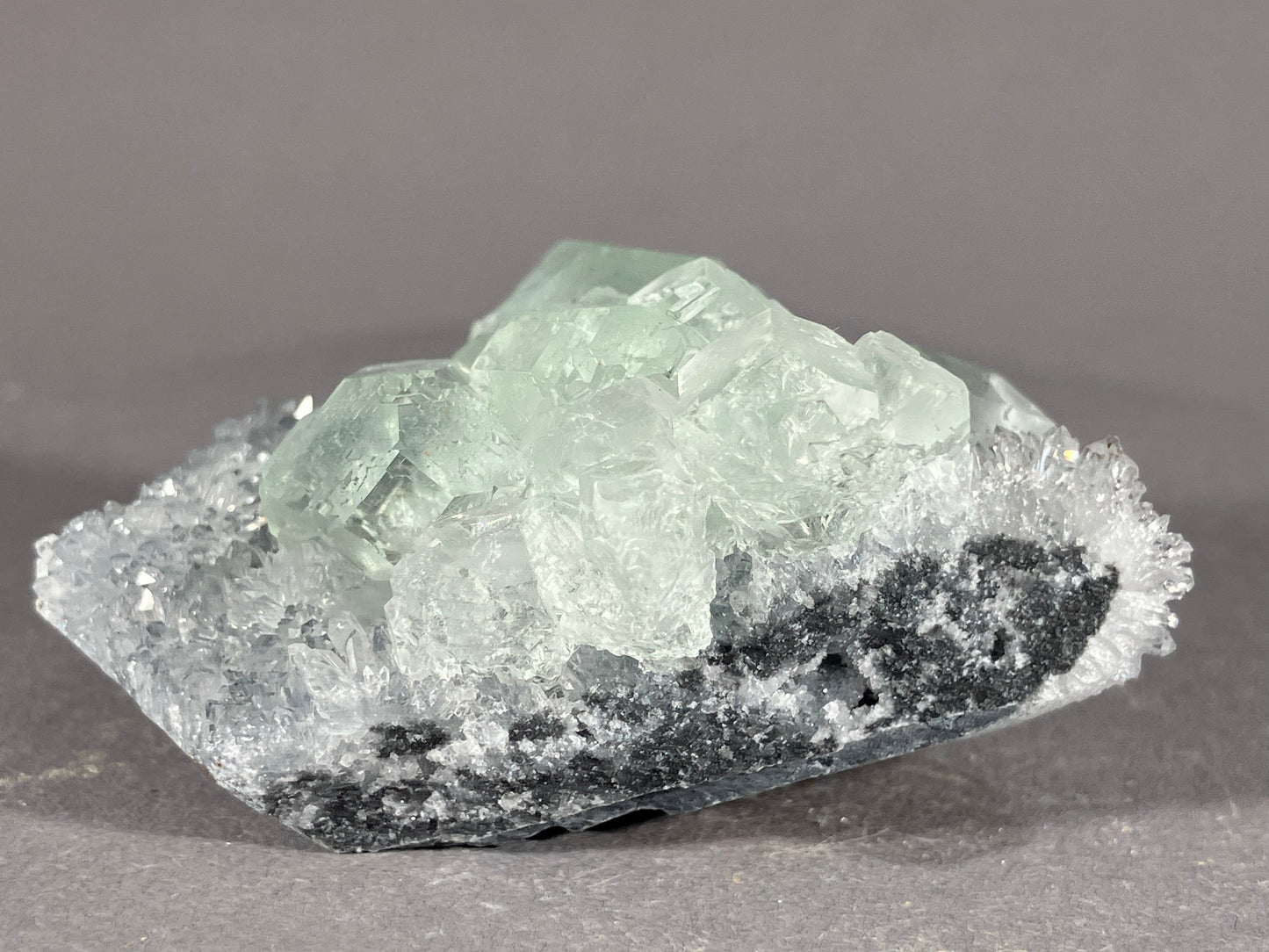 Fluorit - Fujian ca. 5x5,2cm