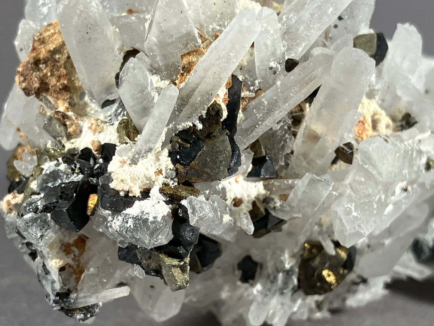 Bergkristall/Kupferkies/Bleiglanz - Madan ca. 7,5x5cm