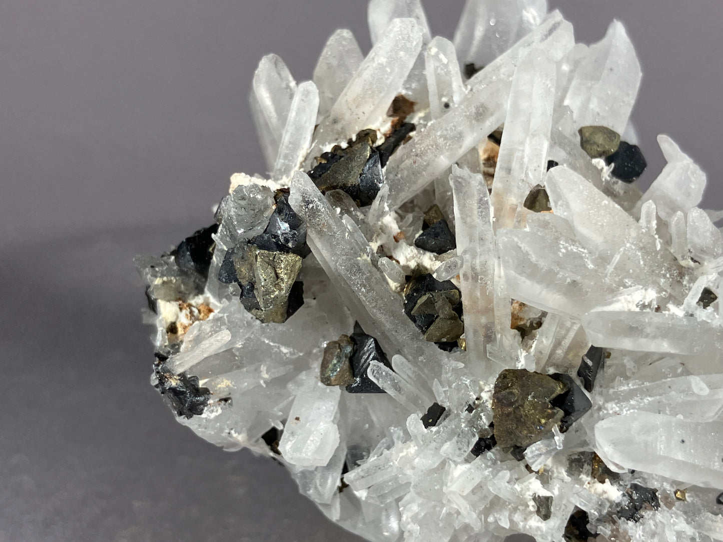 Bergkristall/Kupferkies/Bleiglanz - Madan ca. 7,5x5cm